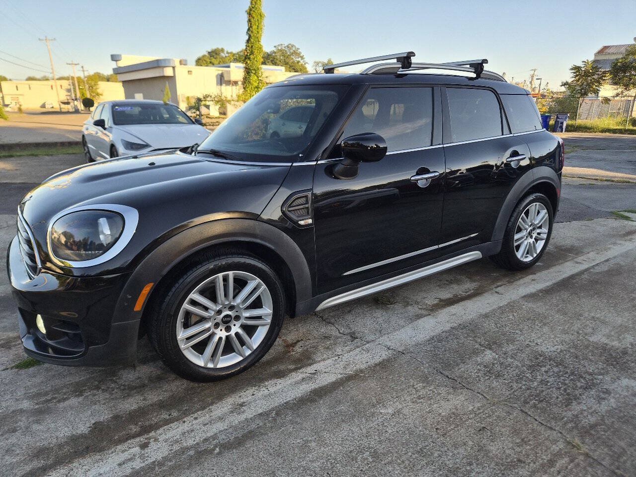 Used 2020 MINI Cooper Countryman FWD image 3