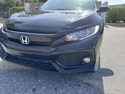 Used 2018 Honda Civic Sport image 10