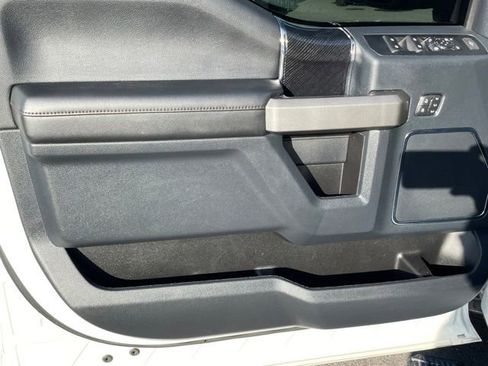 Used 2022 Ford F250 Platinum w/ FX4 Off-Road Package image 10