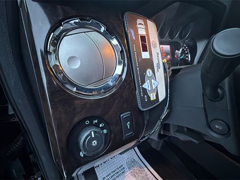 Used 2013 Ford F250 Platinum image 14