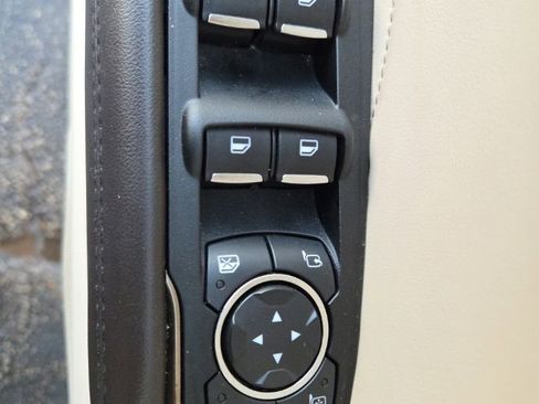 Used 2019 Lincoln MKC Reserve w/ MKC Technology Package image 30