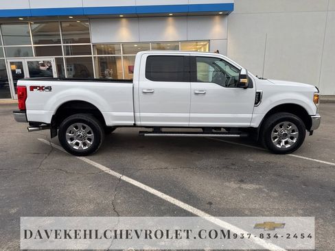 Used 2019 Ford F250 Lariat w/ Chrome Package image 6
