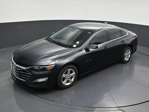 Used 2023 Chevrolet Malibu LS FWD image 15