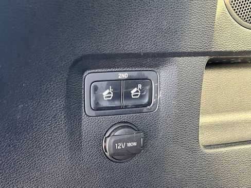 Used 2020 Kia Telluride SX w/ SX Prestige Package image 18
