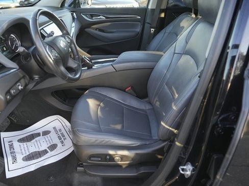 Used 2018 Buick Enclave Premium image 7