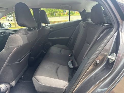 Used 2022 Toyota Prius LE FWD image 26