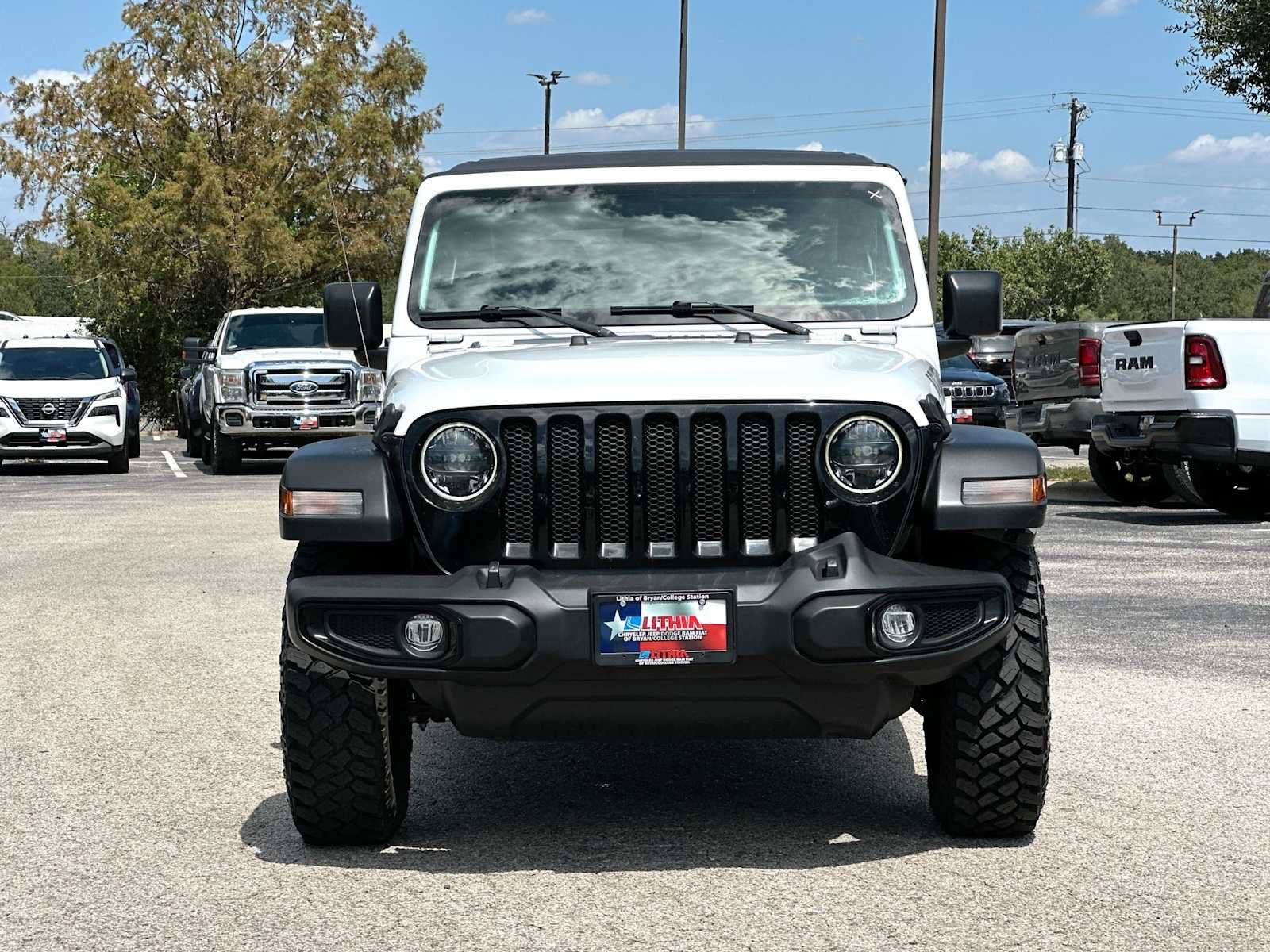 Used 2023 Jeep Wrangler Unlimited Sport AWD/4WD image 10