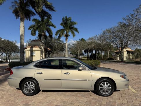 Used 2008 Buick LaCrosse CXL w/ Driver Confidence Package image 2