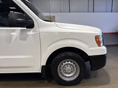 Used 2018 Nissan NV 2500 S RWD image 42