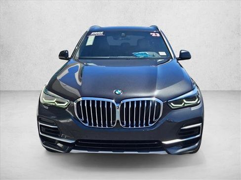 Certified 2023 BMW X5 sDrive40i w/ Premium Package RWD image 2
