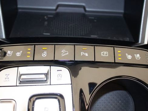 Used 2023 Hyundai Tucson Limited image 34