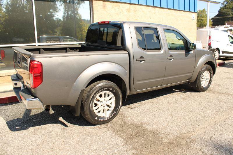 Used 2019 Nissan Frontier SV AWD/4WD image 4