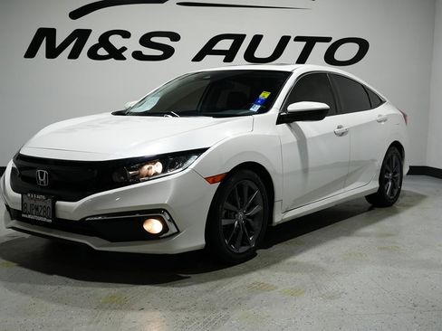 Used 2019 Honda Civic EX image 3