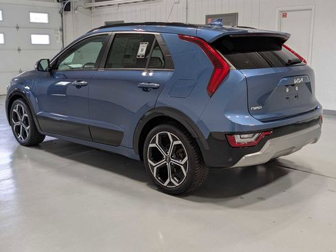 Certified 2023 Kia Niro SX Touring FWD image 10