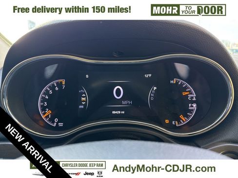 Used 2017 Jeep Grand Cherokee Limited image 9