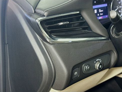 Used 2020 Buick Enclave Essence w/ Sound and Sites Package image 10