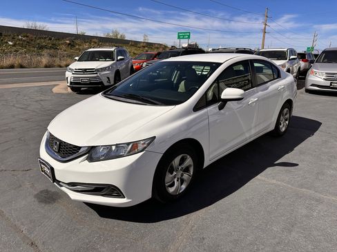 Used 2015 Honda Civic LX image 2