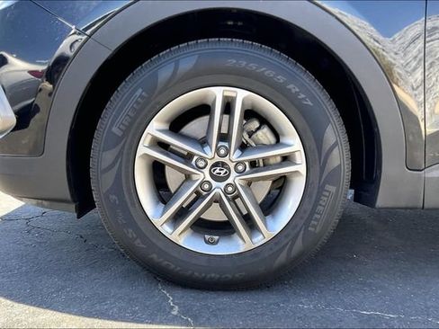 Used 2018 Hyundai Santa Fe Sport w/ 2.4L Value Package 02 FWD image 8