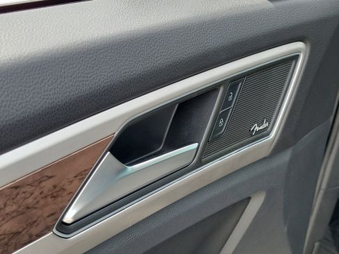 Used 2019 Volkswagen Atlas SEL Premium image 20