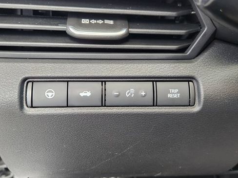 Used 2023 Nissan Altima 2.5 SL FWD image 19