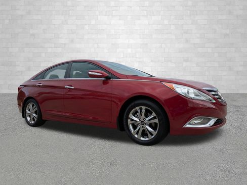 Used 2011 Hyundai Sonata Limited image 1