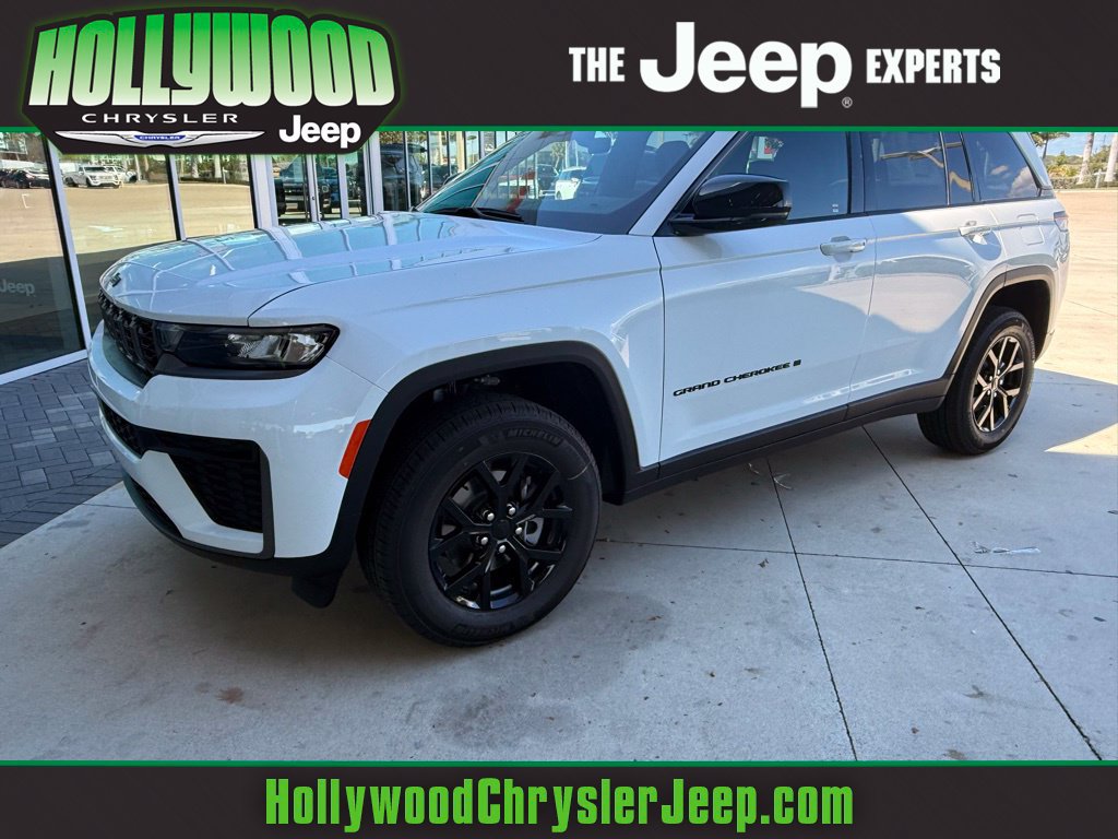 New 2026 Jeep Grand Cherokee Altitude RWD 360° Tour