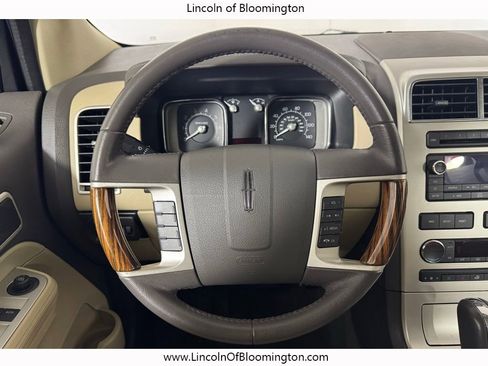 Used 2010 Lincoln MKX AWD image 15