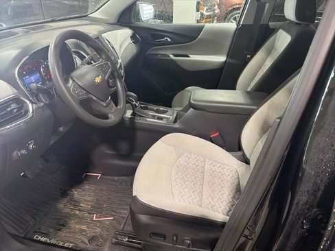 Used 2024 Chevrolet Equinox LS w/ LS Convenience Package image 6