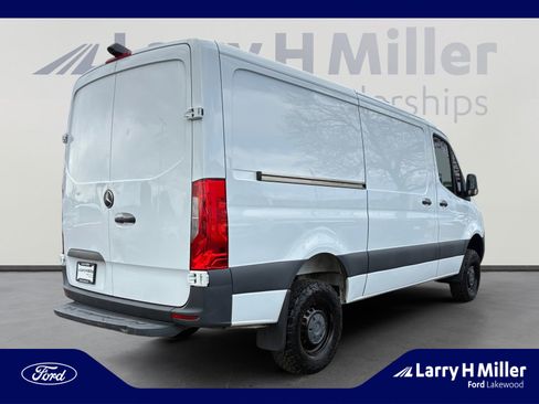 Used 2020 Mercedes-Benz Sprinter 144 Cargo image 5