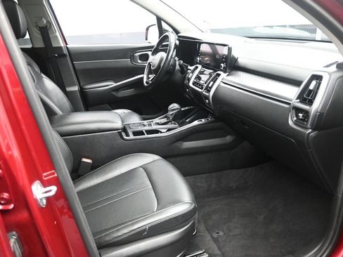 Used 2023 Kia Sorento S w/ Panoramic Sunroof Package image 28