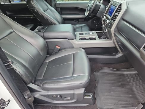 Used 2021 Ford Expedition XLT RWD image 13