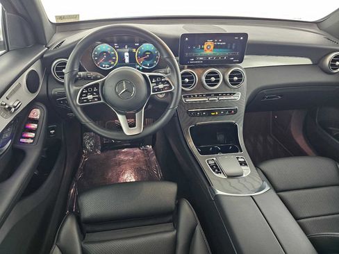 Certified 2022 Mercedes-Benz GLC 300 image 19