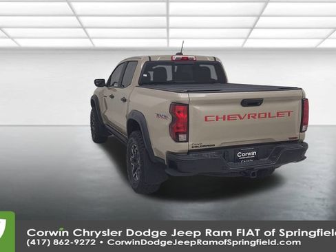 Used 2023 Chevrolet Colorado Trail Boss w/ Technology Package image 12