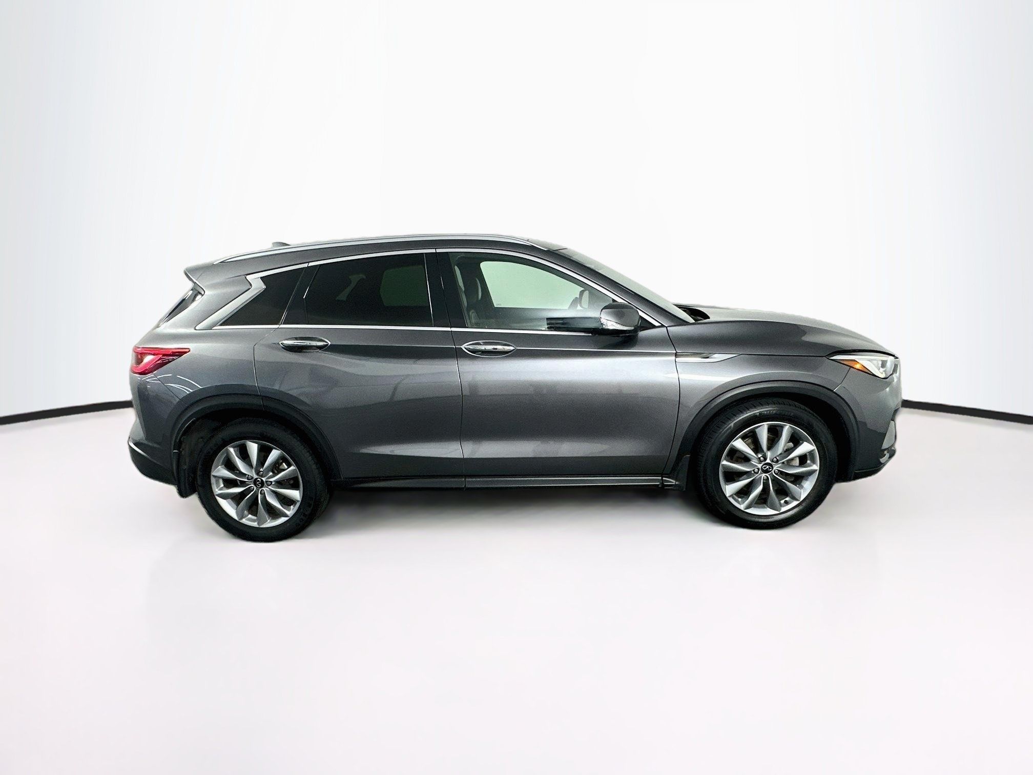 Used 2021 INFINITI QX50 Essential w/ Convenience Package FWD image 10