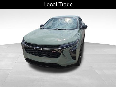 Used 2024 Chevrolet Trax RS w/ Driver Confidence Package FWD image 9