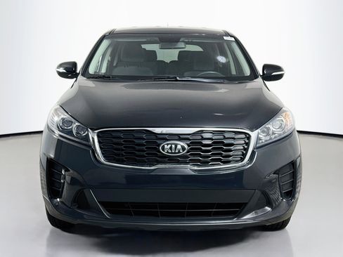 Used 2020 Kia Sorento L FWD image 2