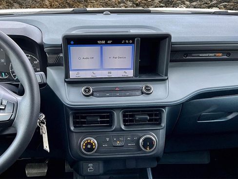 Used 2022 Ford Maverick XL image 6