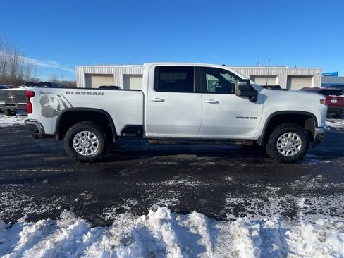 Used 2020 Chevrolet Silverado 2500 LT w/ All Star Edition image 12