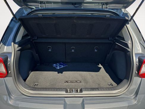 Certified 2025 Hyundai Venue SEL FWD image 13