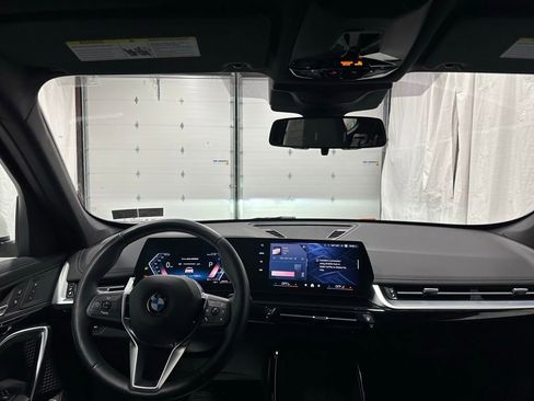 Used 2025 BMW X1 xDrive28i image 16