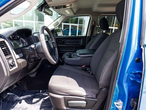 Used 2019 RAM 1500 Express w/ Express Value Package AWD/4WD image 24