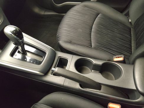 Used 2019 Nissan Sentra SV w/ Special Edition Package FWD image 26