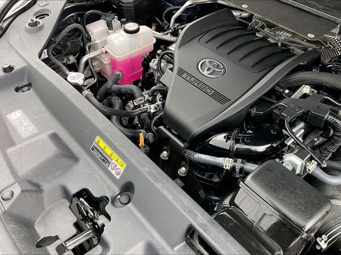 Used 2026 Toyota Highlander XLE AWD/4WD image 37