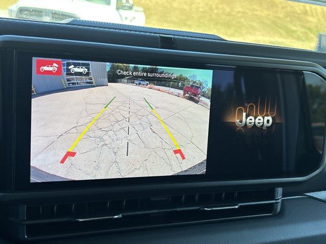 New 2027 Jeep Wrangler Unlimited Sahara AWD/4WD image 29