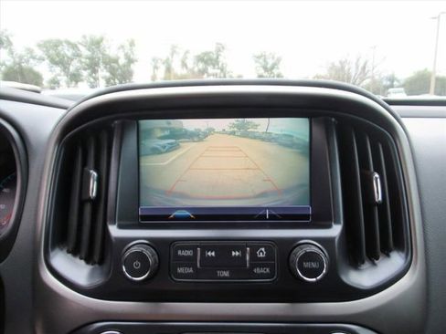 Used 2018 Chevrolet Colorado Z71 image 25