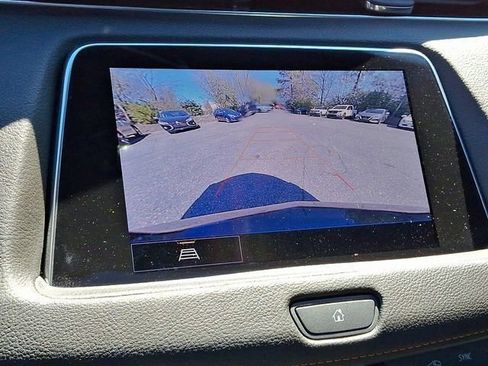 Used 2023 Cadillac XT4 Sport FWD image 32