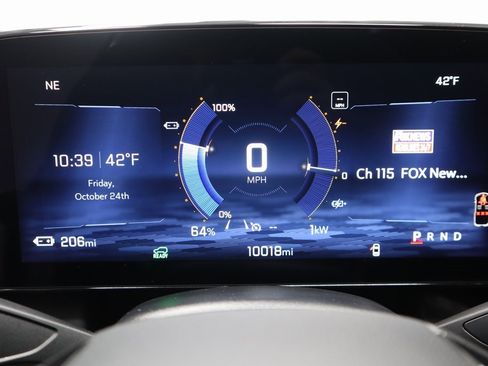 Used 2025 Chevrolet Equinox EV RS image 28