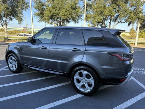 Used 2018 Land Rover Range Rover Sport HSE image 4