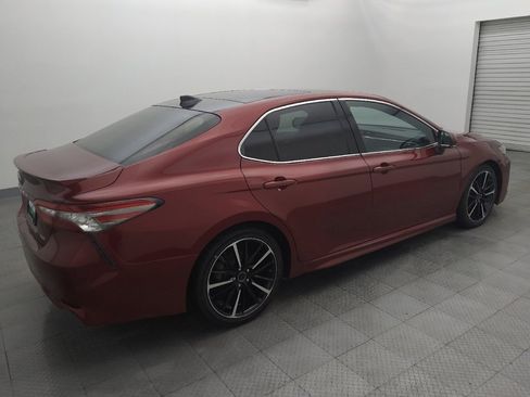 Used 2018 Toyota Camry XSE FWD image 10