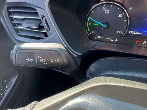 Used 2022 Ford Escape SEL FWD image 30